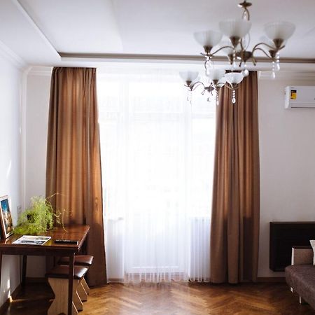 Затишна 1 Кімнатна Квартира, Вокзал Ivano-Frankivsk Exterior foto