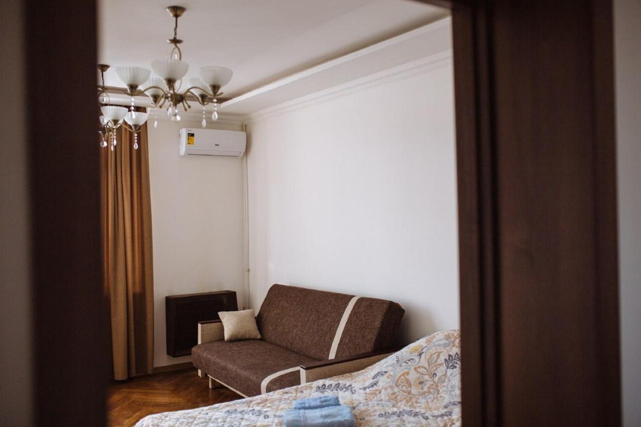 Затишна 1 Кімнатна Квартира, Вокзал Ivano-Frankivsk Exterior foto